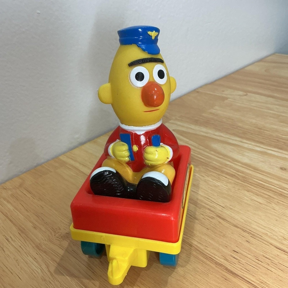Vintage 1989 Illco Sesame Street Toy Train Big Bird, Bert and Cookie Monster - Picture 10 of 11
